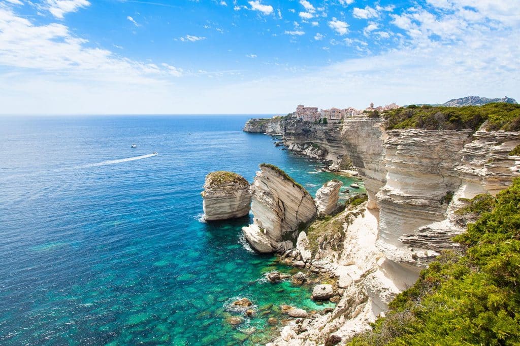 Bonifacio, Séjourner avant une randonnée en Corse - Ribellinu